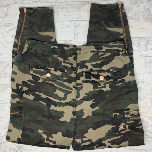 Forever 21 Camouflage skinny jeans - Picture 4 of 5